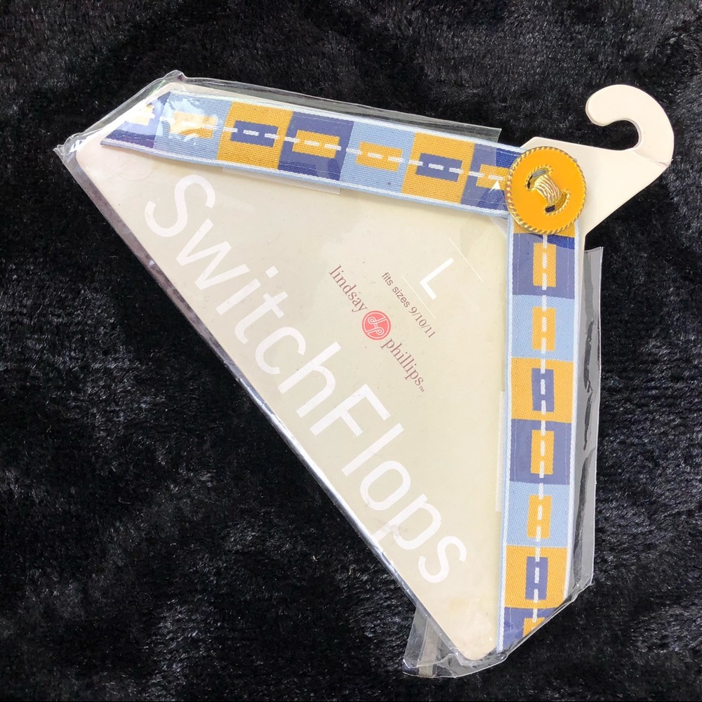 Lindsey Phillips Top Decorative Piece Large